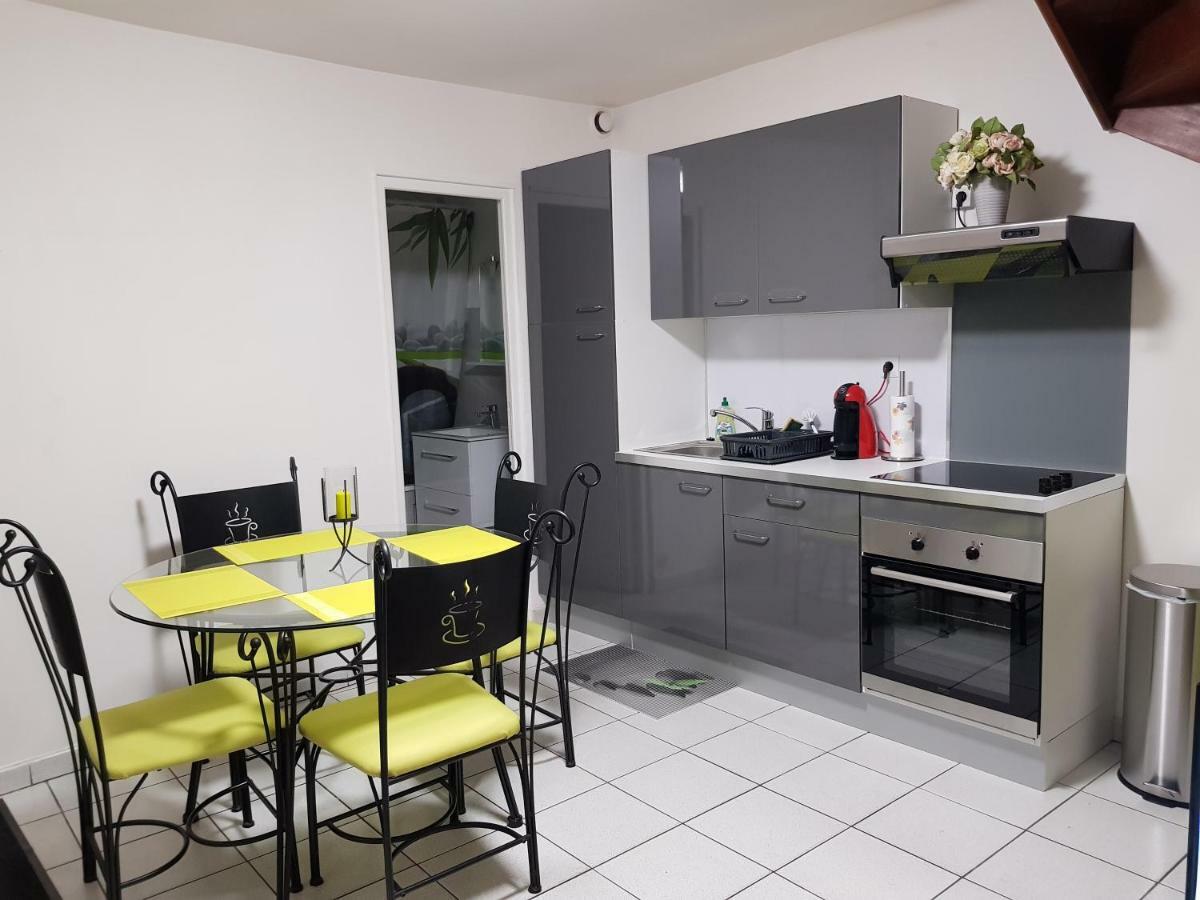 Mas Des Sources Apartment Boissy-sous-Saint-Yon Bagian luar foto